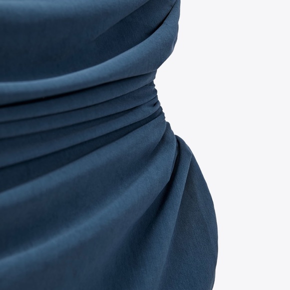 Zara limited edition cutout tube dress you cannot miss - Picture 7 of 7